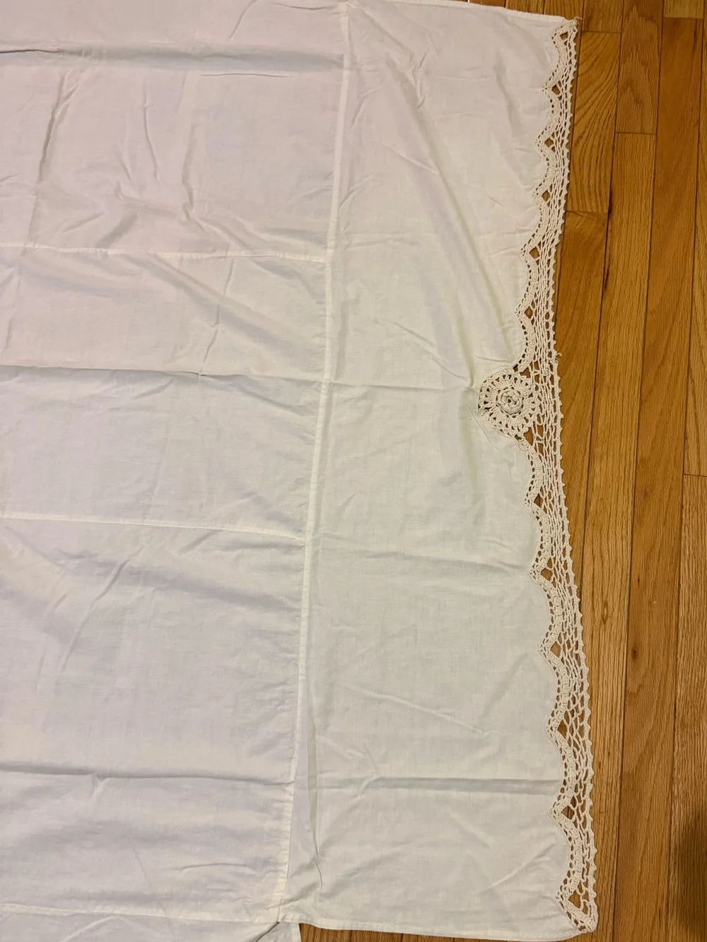 VTG Cotton Cream Crochet Lace  Edge Bed Skirt Dust Ruffle cottage country